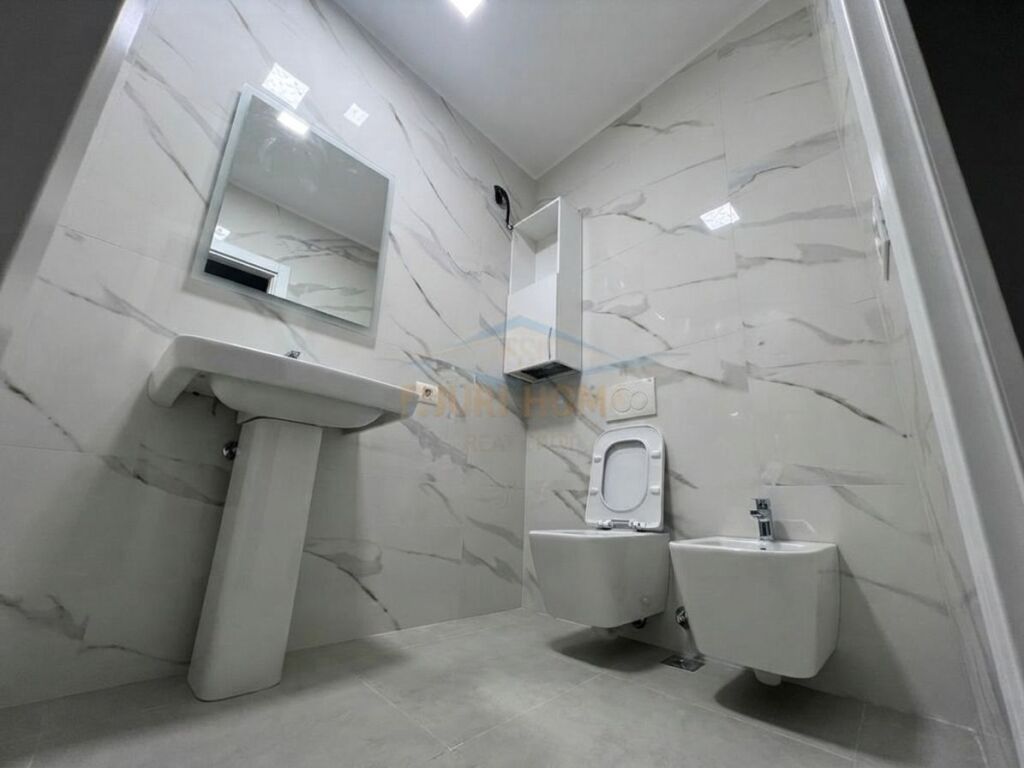 Qera, Apartament 1+1, Jordan Misja, Tirane