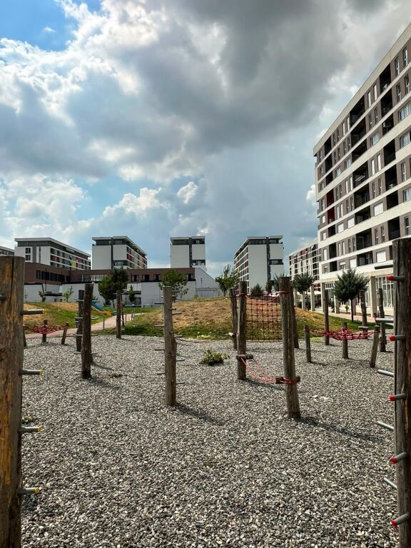 VENDESI APPARTAMENTO 2+1 UNIVERS CITY