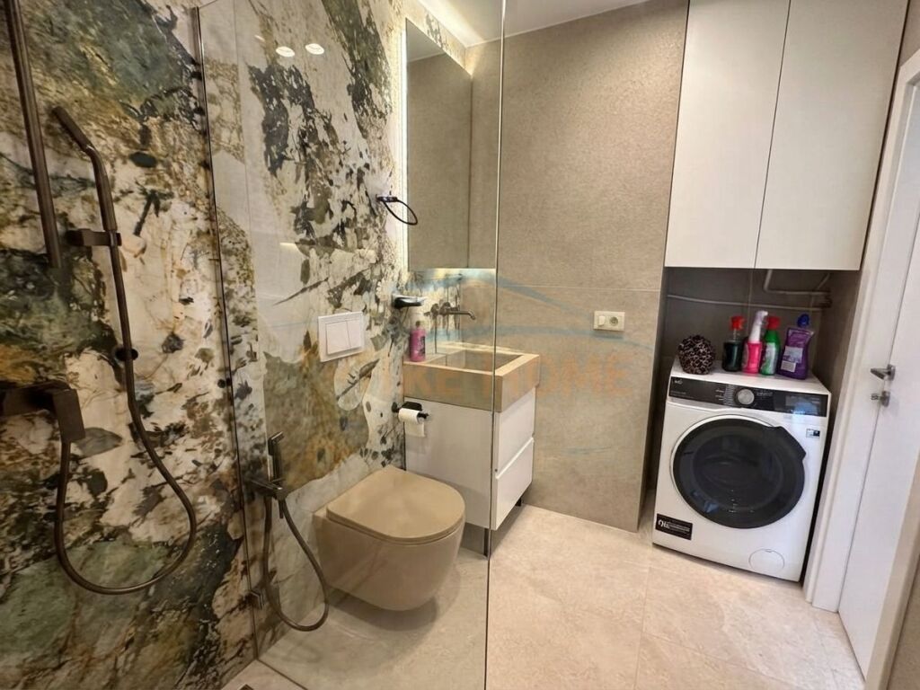 Qera, Apartament 1+1, "Golden Tower", Mine Peza
