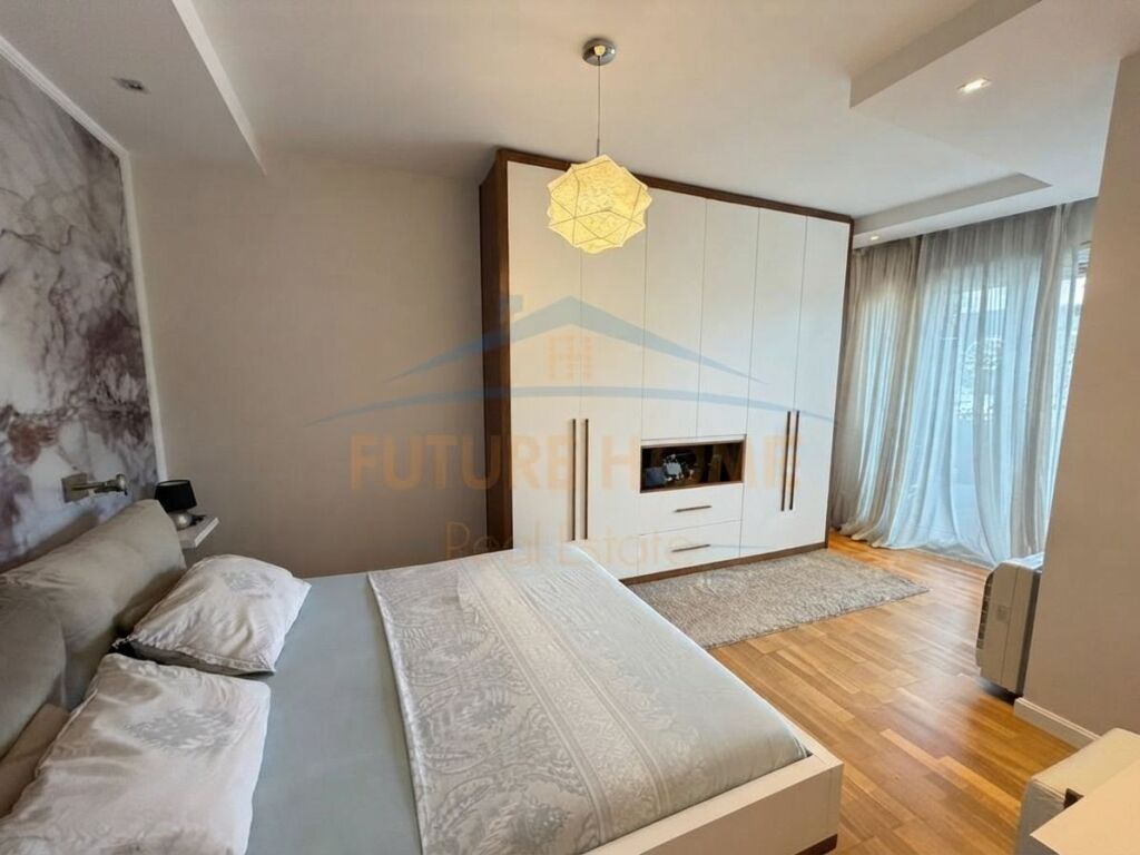 Affitto, Appartamento 2+1+2+ Veranda, Nuovo Anello, Tirana