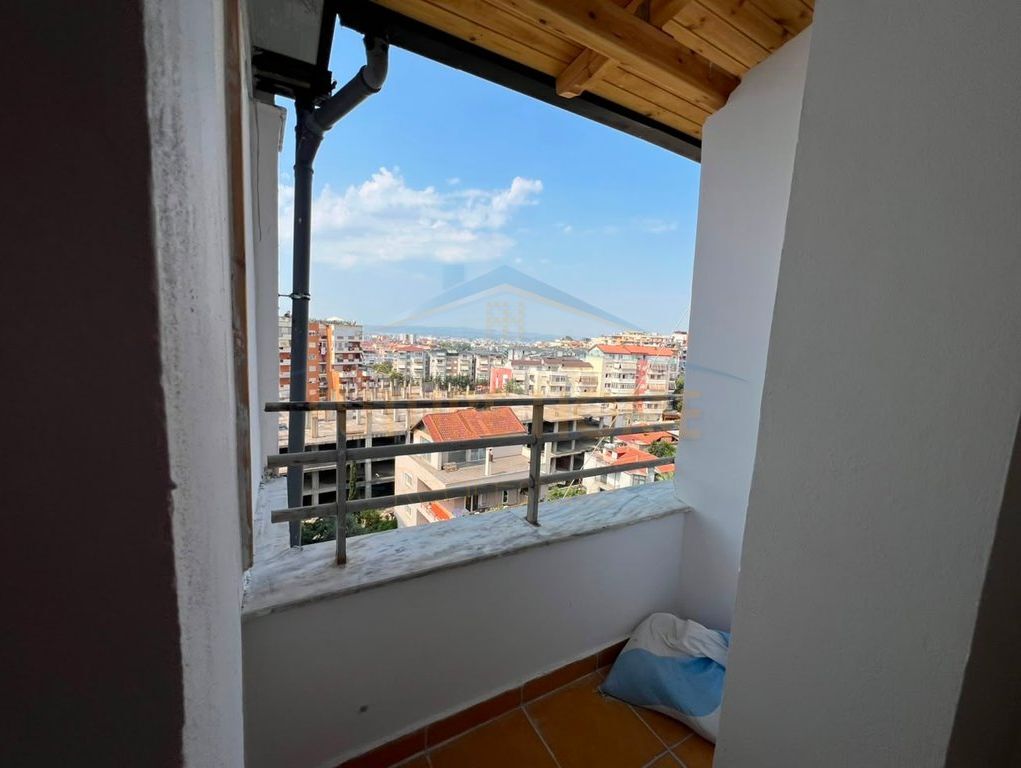 Shitet, Apartament 1+1, Rruga Thesarit, Fresk, Tirane