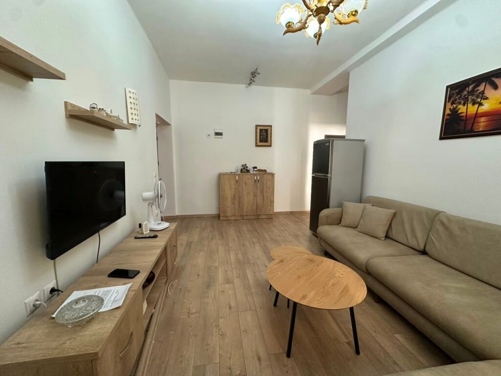 Apartment 1+1 For Rent , Shallvaret