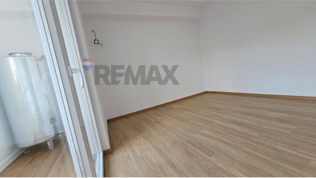 Shitet Apartament 1+1 te Medreseja