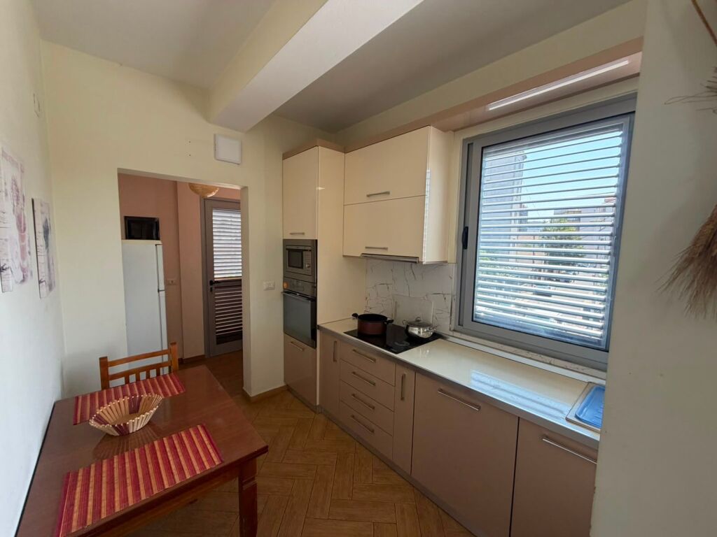 🏡 PART OF VILLA FOR RENT – 3+1+2📍 Location: Near the Engineering Dormitories💶 Rent: 1,000 €/month