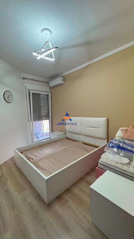 JEPET APARTAMENT 1+1+2 BALLKONE "BRRYLI" 60.000 LEKE