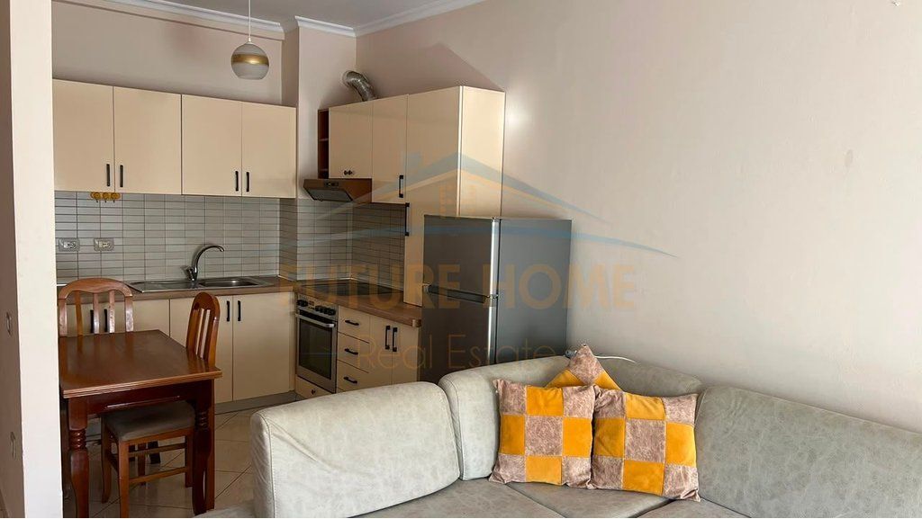 Qira, Apartament 1+1, Siri Kodra, Tiranë.