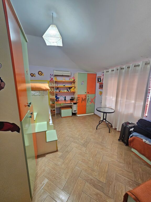 🏡 3RD FLOOR OF A PRIVATE VILLA FOR RENT – TIRANA