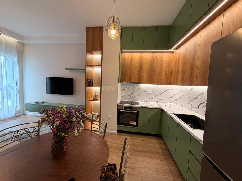APARTAMENT 1+1 ME QIRA– FRESK 500 €