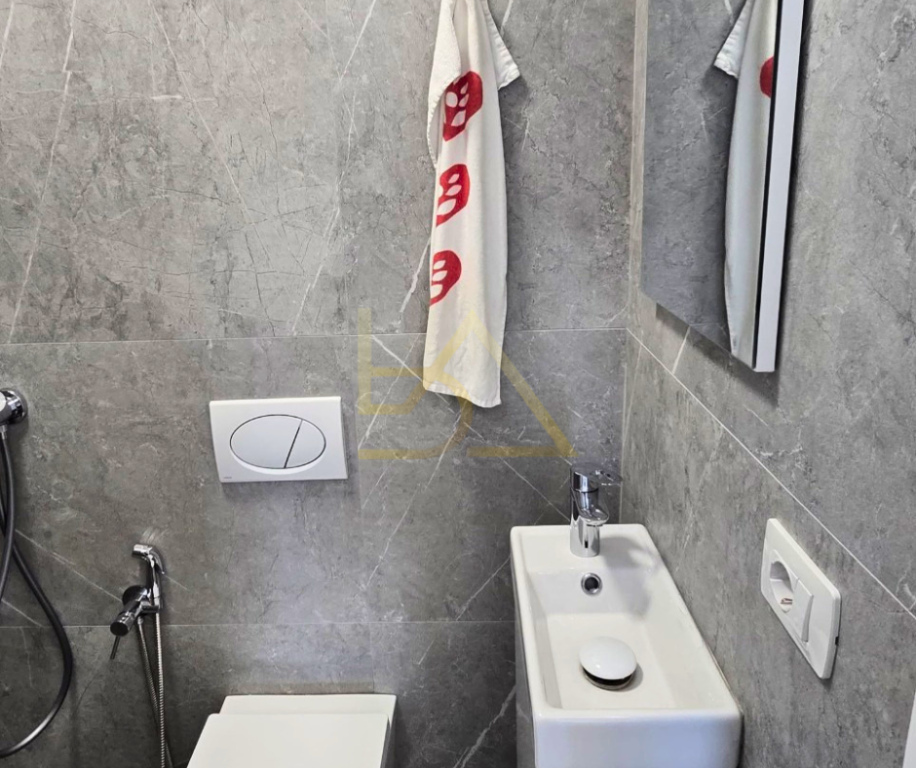 Apartament Modern me Qira – Shkolla e Kuqe, Tiranë