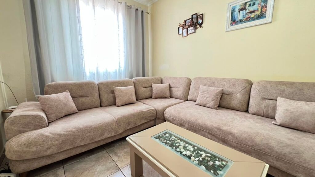 Shitet Apartament 2+1 në Tufinë
