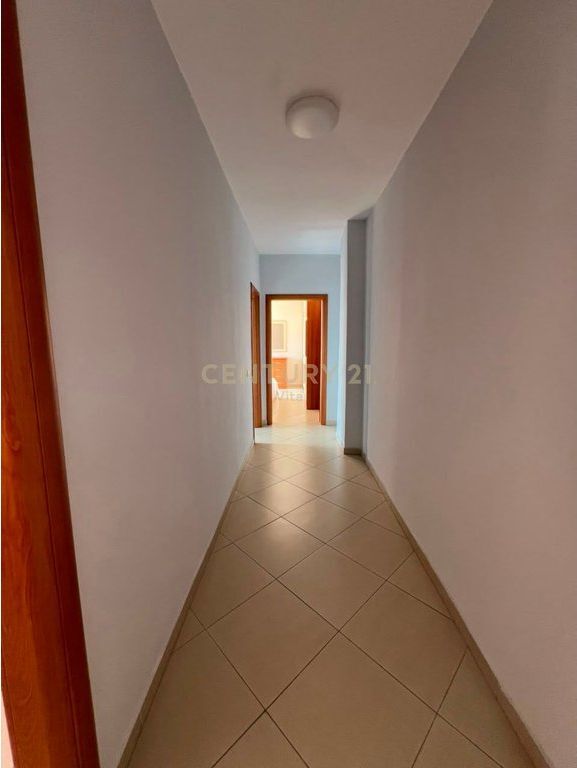 JEPET ME QIRA APARTAMENT 2+1+2 TEK RAJONI I POLICIS DURRES !!