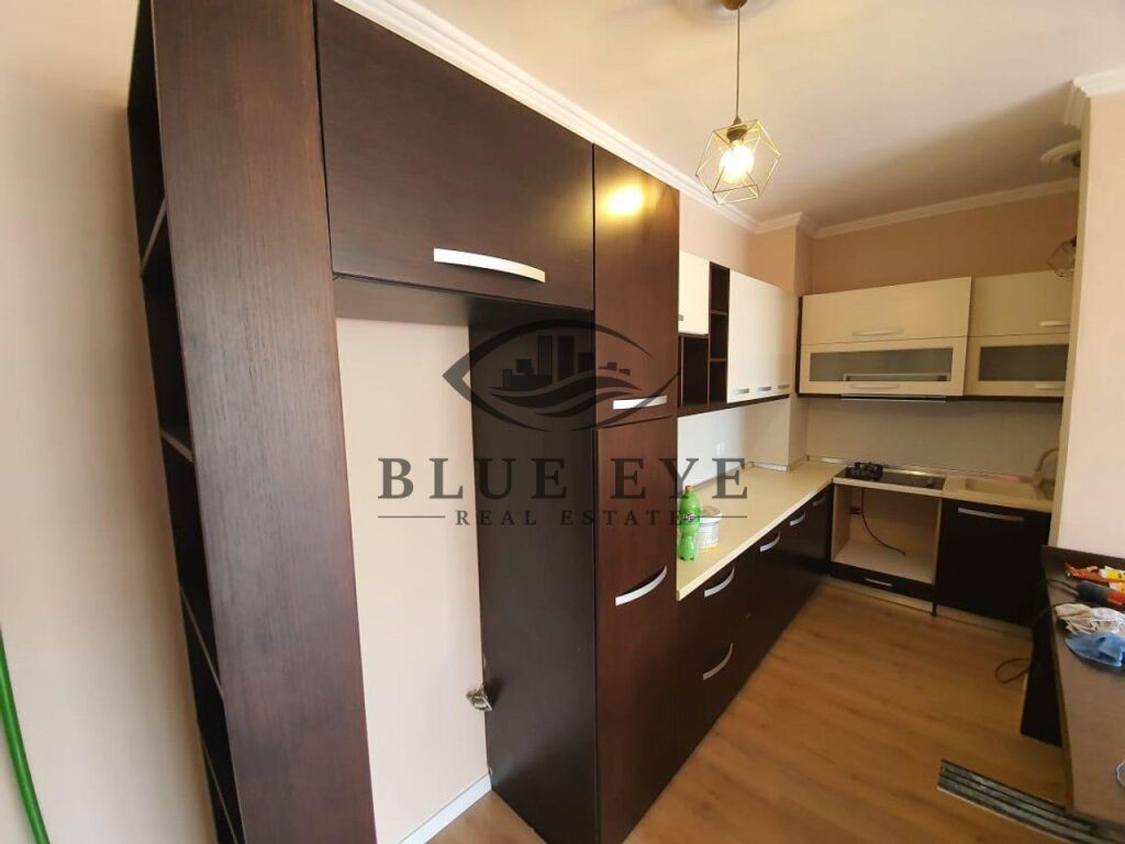 SHITET APARTAMENT 2+1 PRANE RROTES SE KUQE – PLAZH, DURRES