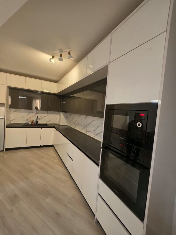 🏡 Apartment 2+1+2 for rent  📍Former Aviation Field, Turdiu Residence   🏢 5th Floor  🛗 With elevator  📐 Area: 120m² 🌿 With balcony   💰 Price: 75,000 Lek/Month