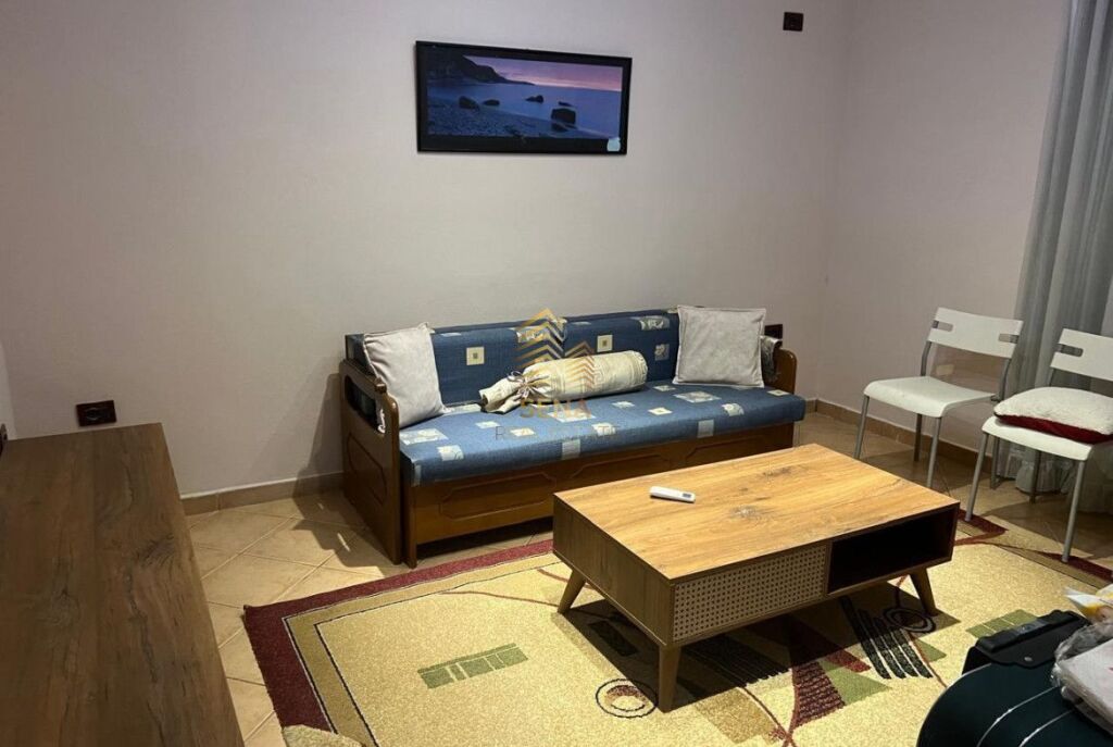 Qira, Apartament, 1+1, Xhamllik, 50.000 Leke/Muaj i Diskutueshem