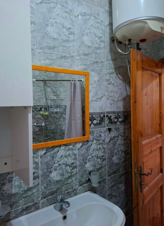 Jepet Me Qera Apartament 2+1