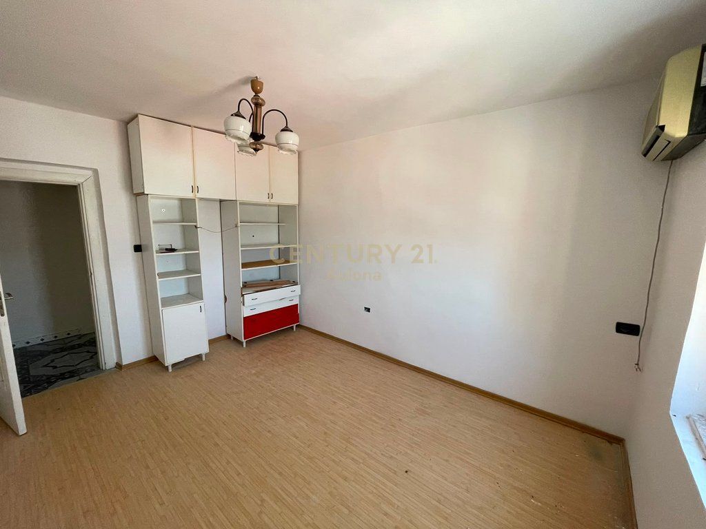 APARTAMENT 2+1 PER SHITJE TE KOMISARIATI I POLICISE VLORE