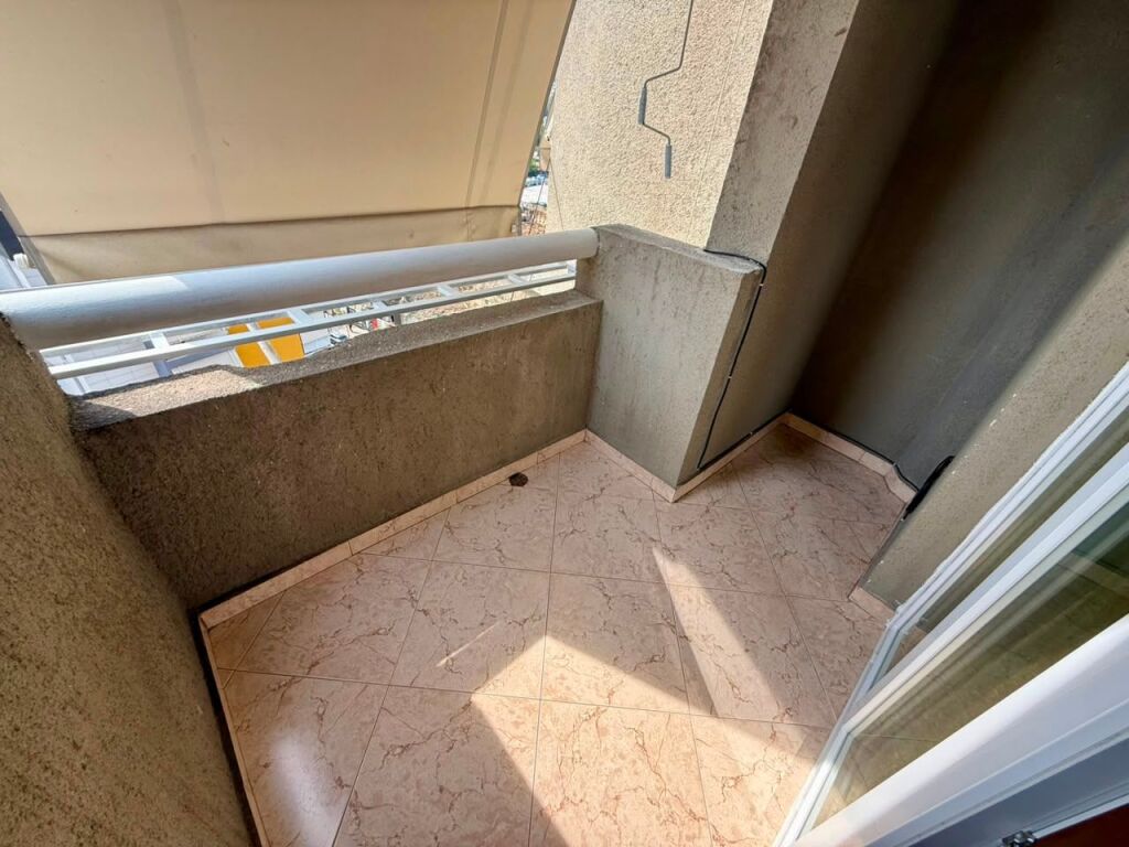 📣 RENT Apartment 2+1 (Converted) 📍 “Kosovareve” Street, Near Artificial Lake ✨💶 Price 80,000 Leke/Month