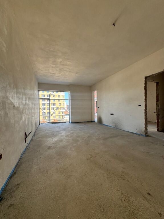 APARTAMENT 2+1+2 PER SHITJE TEK FUSHA E AVIACIONIT