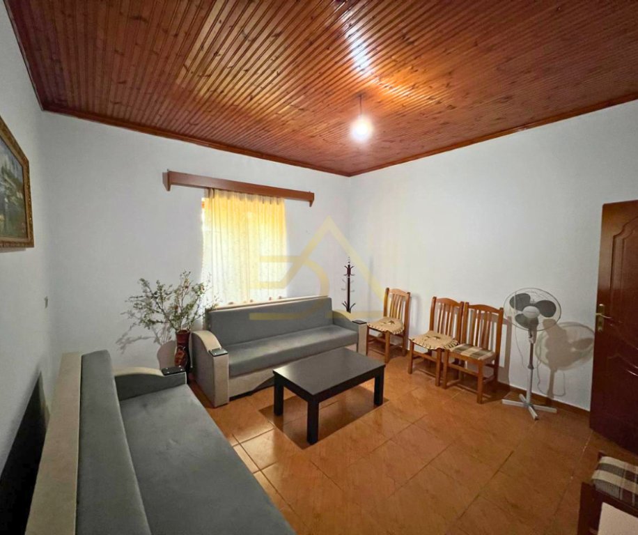 Shtëpi 3+1 për Shitje – Kotë, Vlorë
