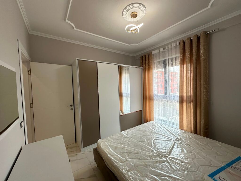 JAP ME QERA APARTAMENT 1+1+POST PARKIMI,JORDAN MISJA