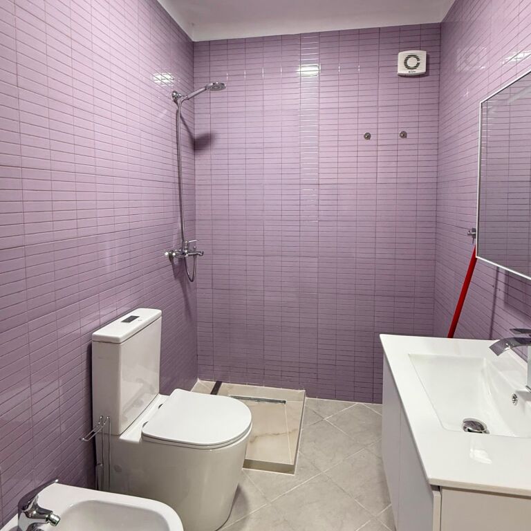 🏡 2+1 APARTMENT WITH BALCONY FOR RENT – MAGNET COMPLEX, 21 DHJETORI 📍