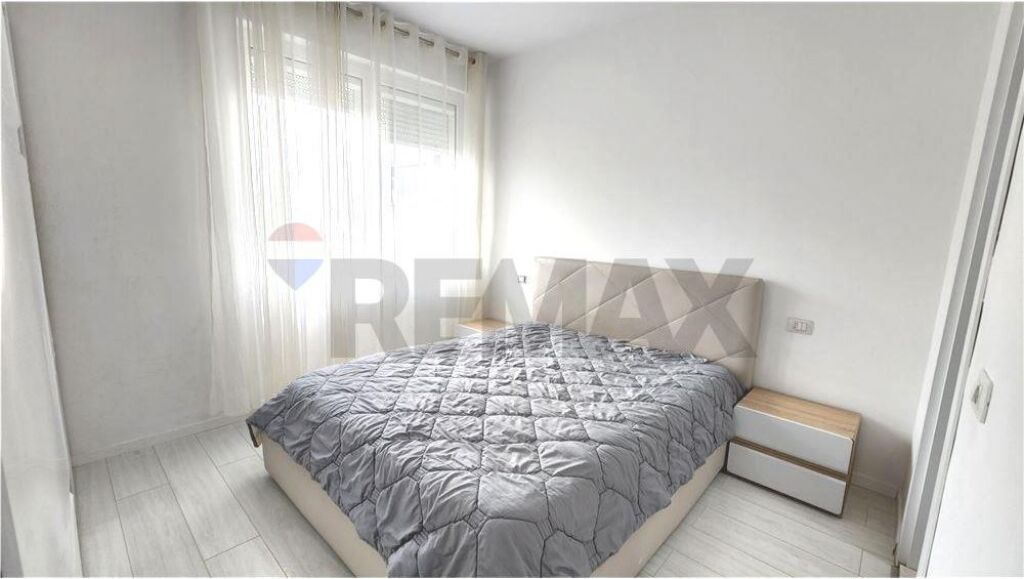 Apartment - For Rent - Ballet School, Tirana