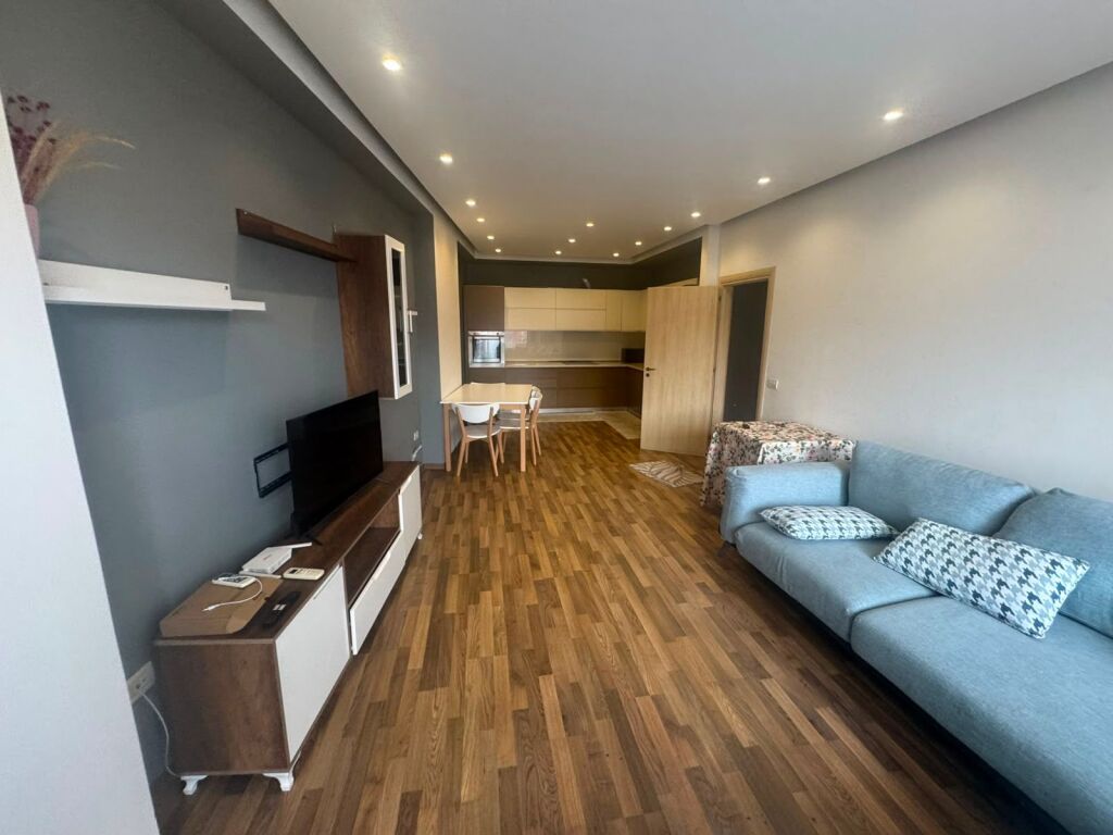 Apartament 2+1+parkim me qira ne Astir
