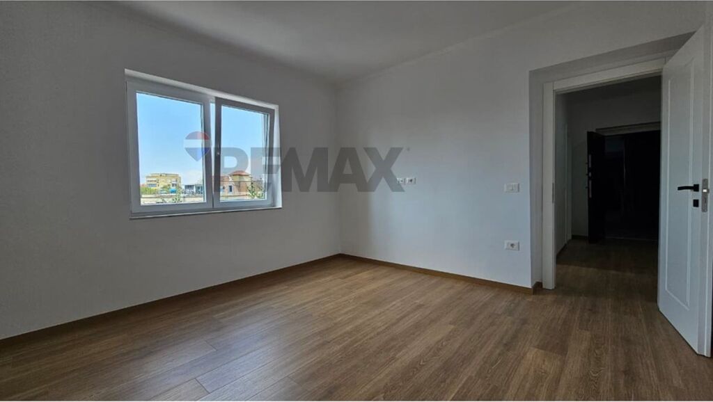 Shitet Apartament 1+1 te Medreseja