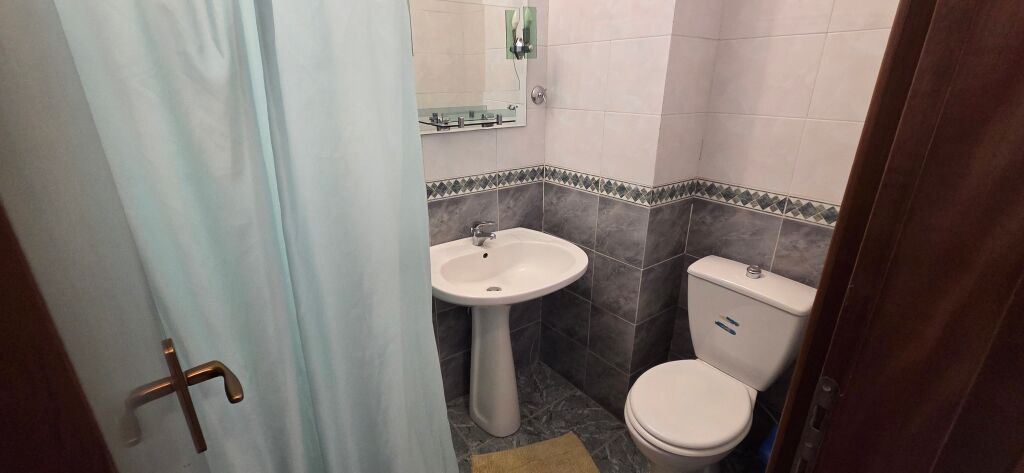 Qera, Apartament 2+1+2, Bllok