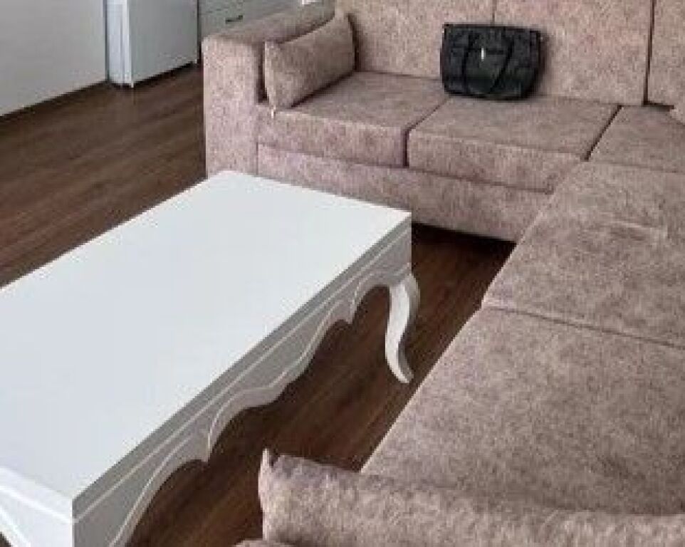 Apartment 2+1+Parking Space for rent at White Palace Complex, Paskuqan.