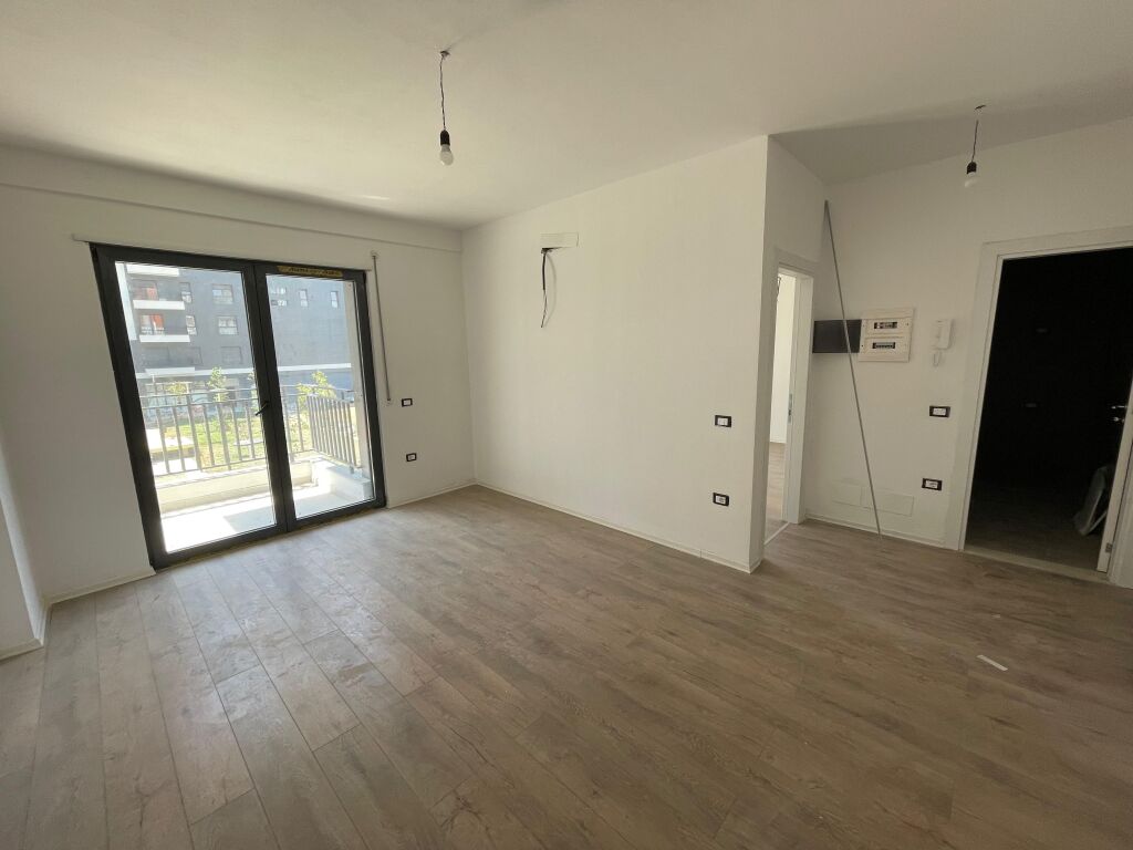 In vendita, Appartamento 1+1, Complesso Ndregjoni, Tirana . Empire72919