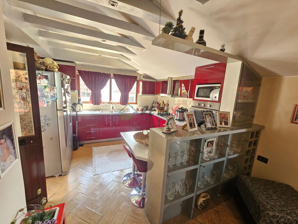 🏡 3RD FLOOR OF A PRIVATE VILLA FOR RENT – TIRANA