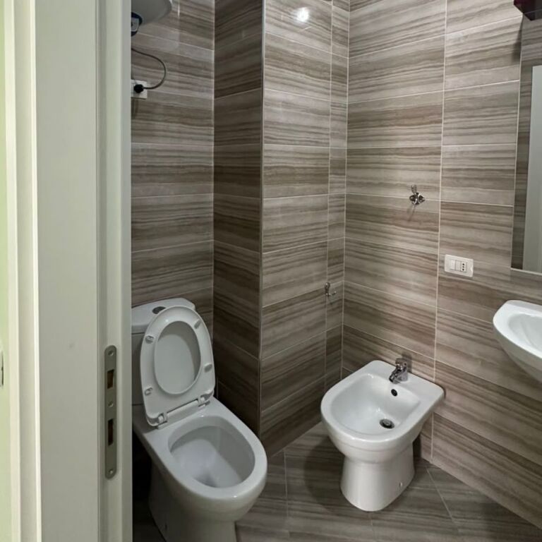 🏡 JEPET APARTAMENT 1+1 ME QIRA – QENDËR