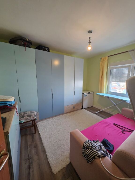Apartament 2+2+2 në shitje – Plazh, pranë Rrugës Pavarësia