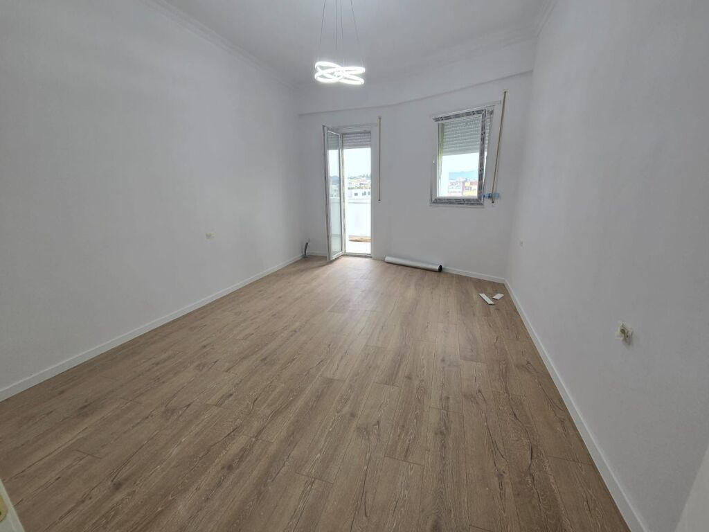 Appartamento 2+1 in vendita Xhamllik !