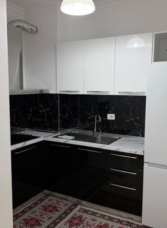 Apartament me qera 2+1 Ish Parku