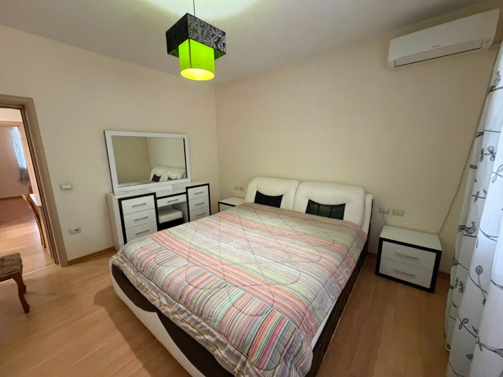 🏡 PART OF VILLA FOR RENT – 3+1+2📍 Location: Near the Engineering Dormitories💶 Rent: 1,000 €/month