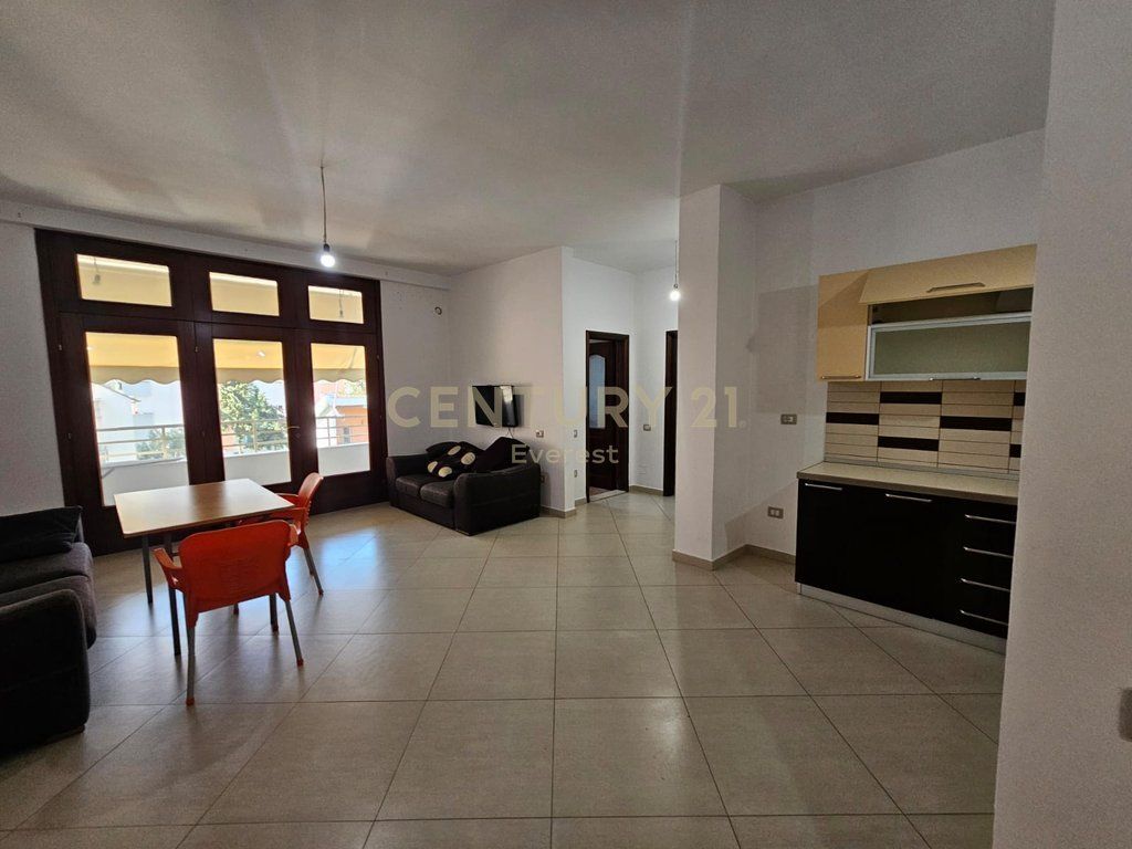 KODRA E DIELLIT, APARTAMENT 2+1 PER QIRA