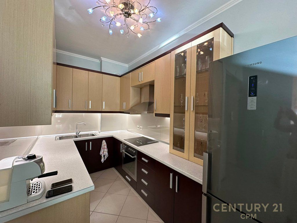 Appartamento 2+1 in Affitto nel Giardino Botanico Zoologico, Tirana | 92.80 m²