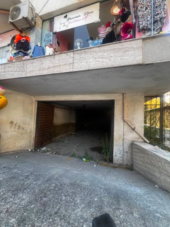 GARAGE IN AFFITTO VICINO ALL'HOTEL LUBJANA, SPIAGGIA, DURRES