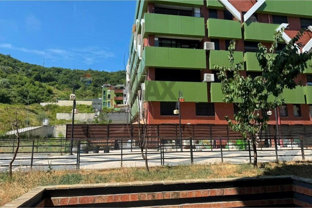 APARTAMENT 1+1 PER SHITJE TE KODRA DIELLIT 1