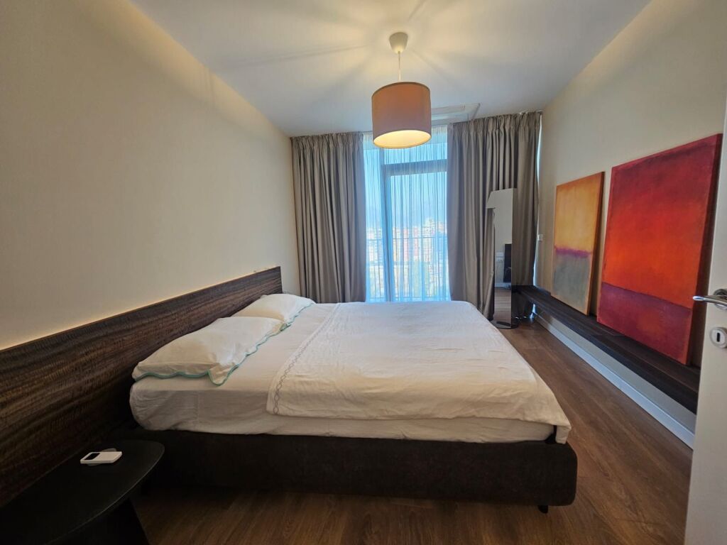 Apartament 2+1 me qira tek Lake View!