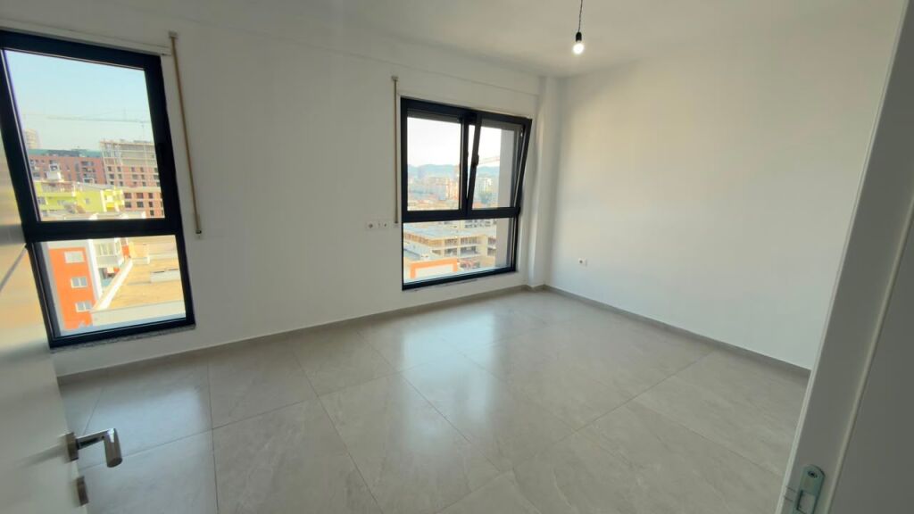 Qera, Apartament 3+1+2, Kompleksi Ndregjoni, Tirane . Empire72914