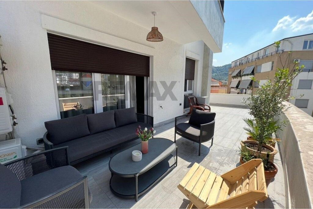 APARTAMENT 2+1 NE SHITJE LIQENI THATE