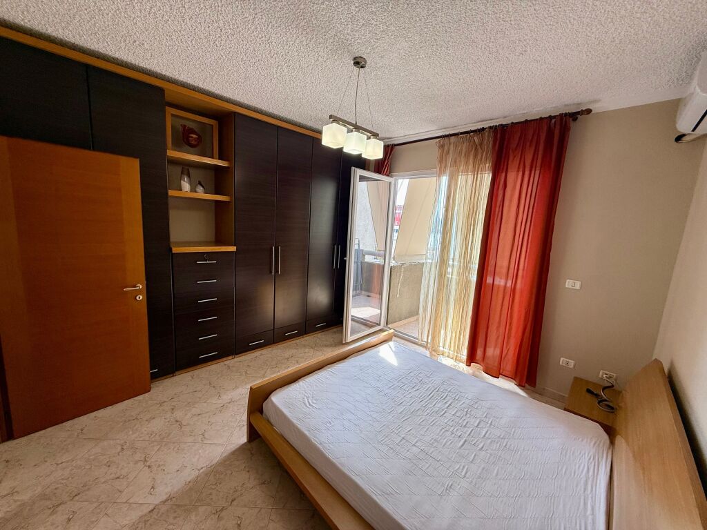 📣 QERA Apartament 2+1 (I Konvertuar) 📍 Rruga e “Kosovareve”, Prane Liqenit Artificial ✨