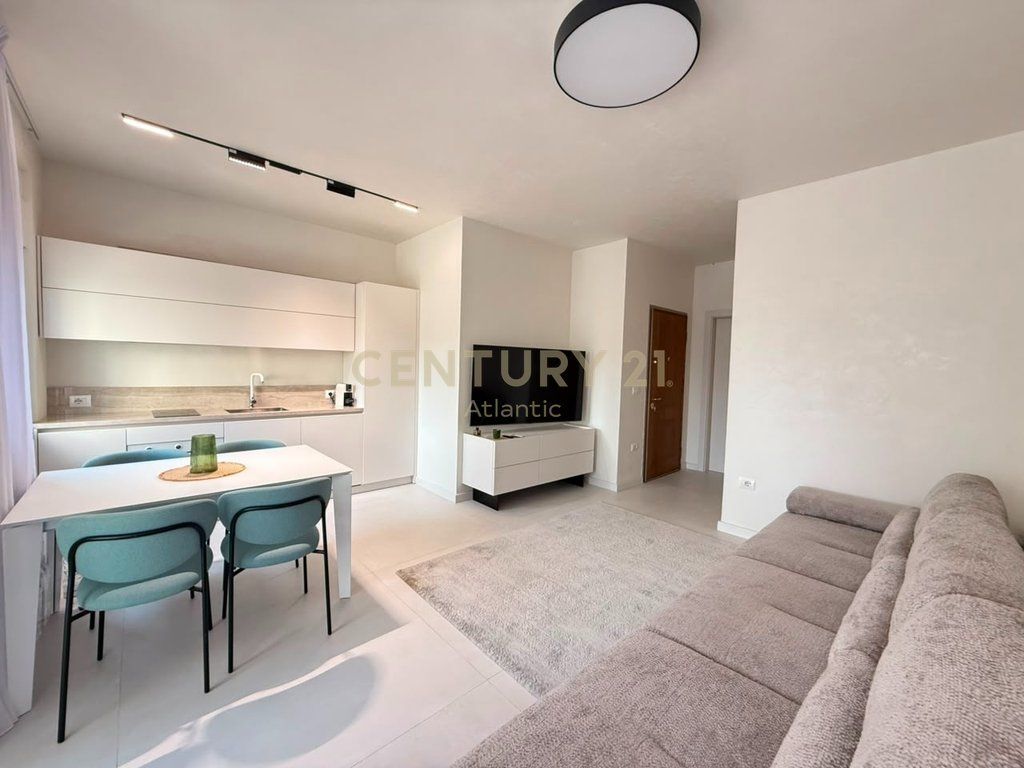 Shitet, Apartament 1+1+Post Parkimi, Perla Resort