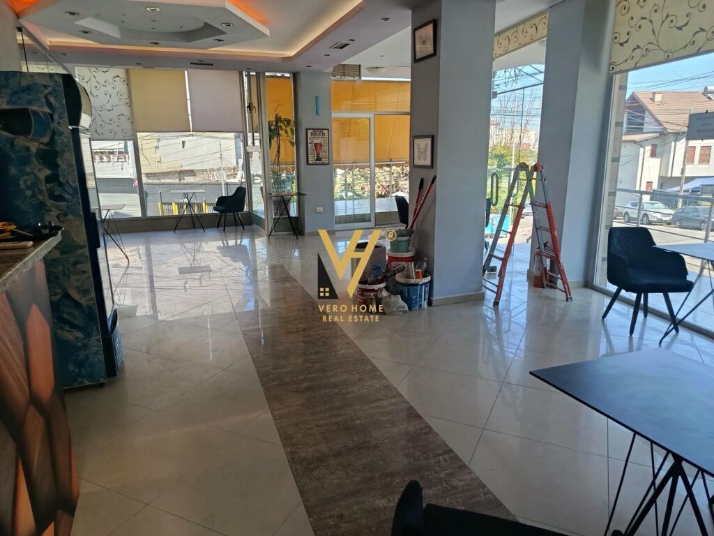JEPET AMBIENT BIZNESI 120 M2 ME QIRA TE KODRA E PRIFTIT 50.000 LEKE