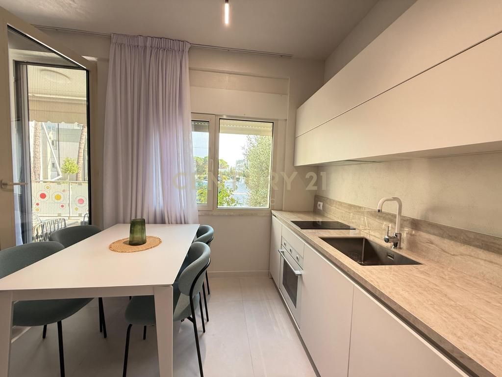 Shitet, Apartament 1+1+Post Parkimi, Perla Resort