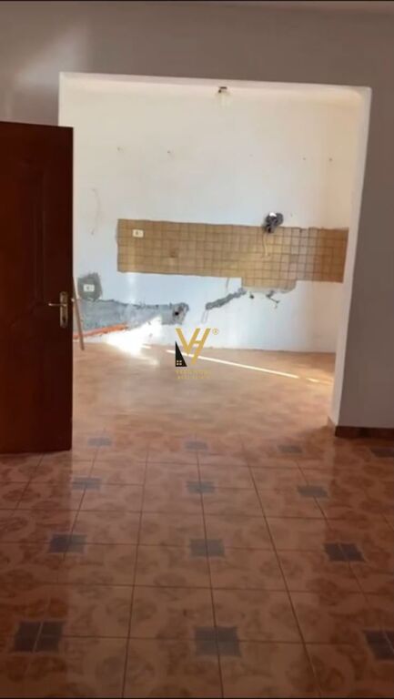 SHITET APARTAMENT 2+1+BLK NE SHTEPI PRIVATE NE POGRADEC 115.000 EURO