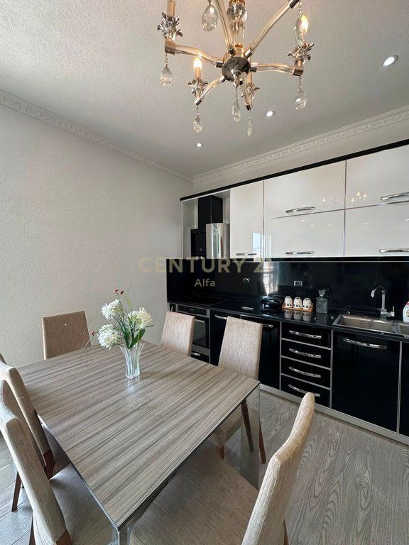 Shitet Apartament 2+1 – Fresk !